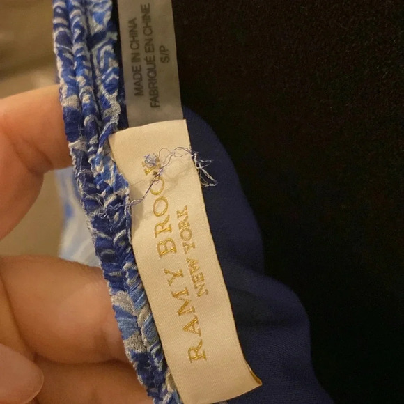 Ramy Brooks silk off shoulder dress size SP - Picture 4 of 5